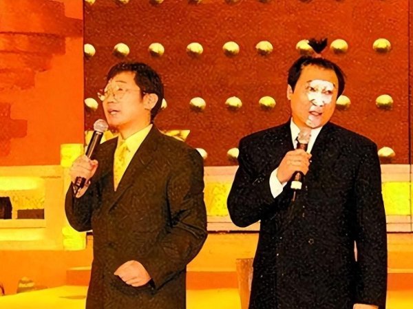 丰益国际 臭名昭著的3位相声演员，不着寸缕入室猥亵、虚假代言、羞辱交警